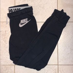 Nike Rally Jogger Sweatpants XS